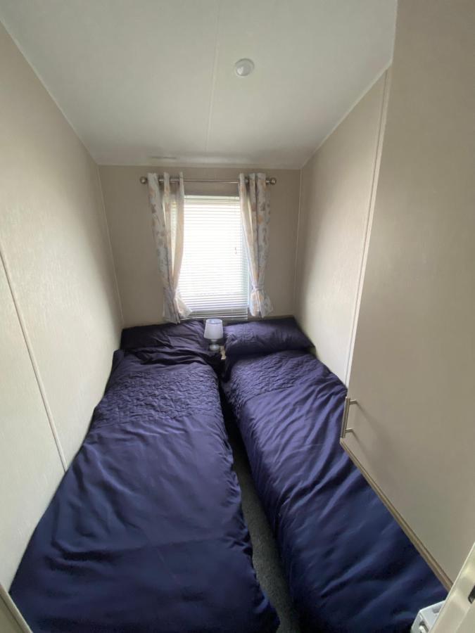 Meadow View 171 - Golden Palm - Central Heating, Wifi, Pet Friendly, Bed Linen - Meadow Lakes Caravan & Lodge Hire Chapel Saint Leonards Exteriör bild