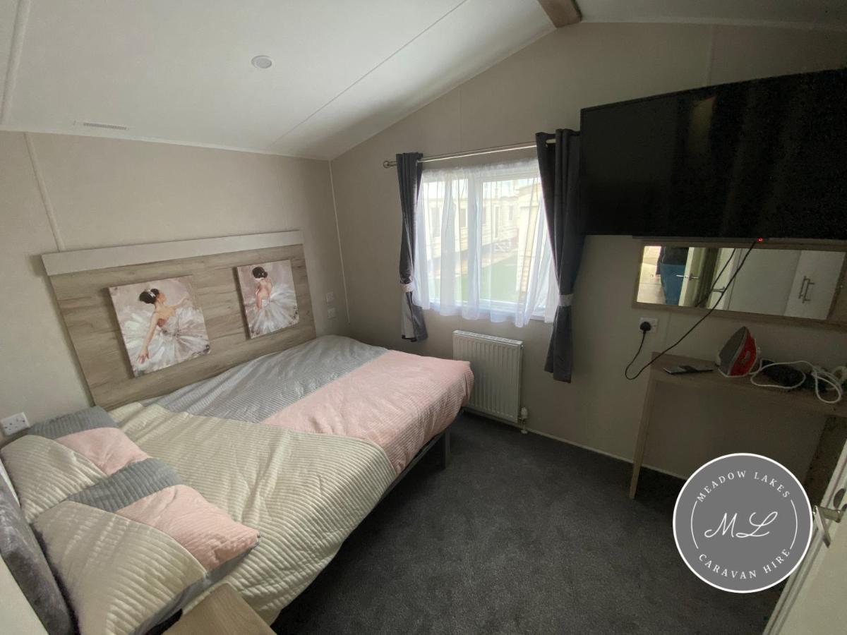 Meadow View 171 - Golden Palm - Central Heating, Wifi, Pet Friendly, Bed Linen - Meadow Lakes Caravan & Lodge Hire Chapel Saint Leonards Exteriör bild