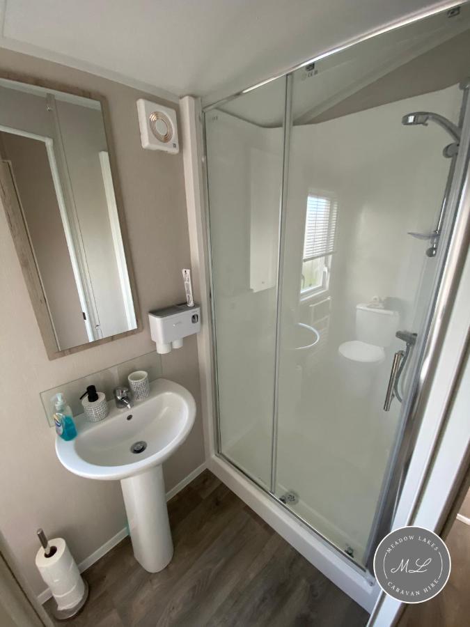 Meadow View 171 - Golden Palm - Central Heating, Wifi, Pet Friendly, Bed Linen - Meadow Lakes Caravan & Lodge Hire Chapel Saint Leonards Exteriör bild